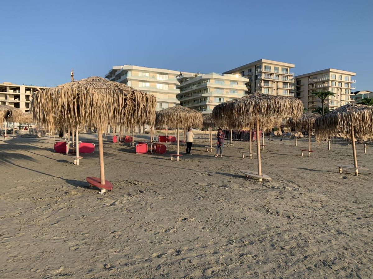 Hezo Sunshine Studio And Apartment Năvodari Εξωτερικό φωτογραφία