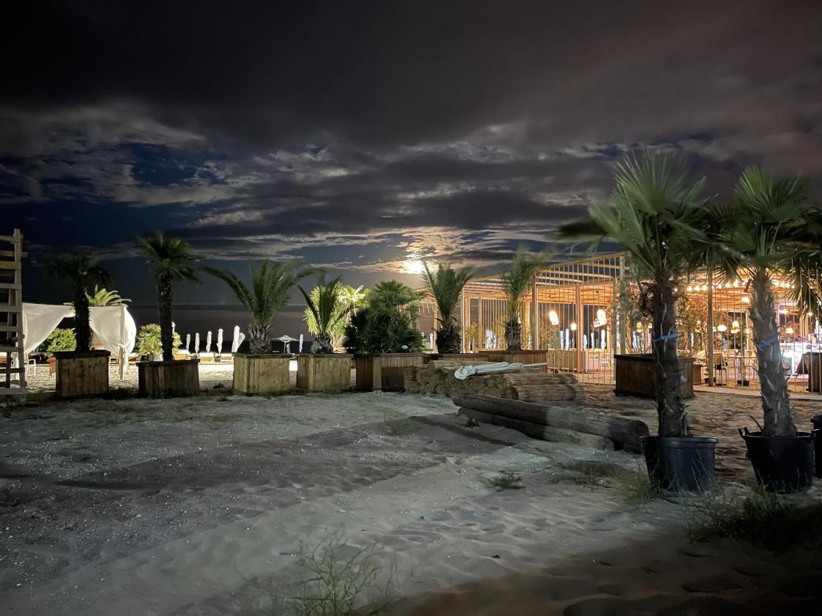 Hezo Sunshine Studio And Apartment Năvodari Εξωτερικό φωτογραφία
