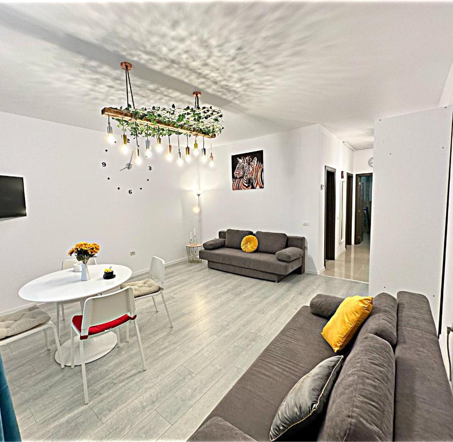 Hezo Sunshine Studio And Apartment Năvodari Εξωτερικό φωτογραφία